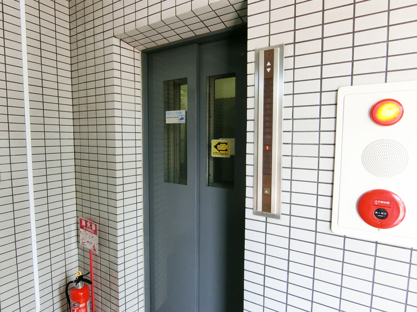 エレベーター
