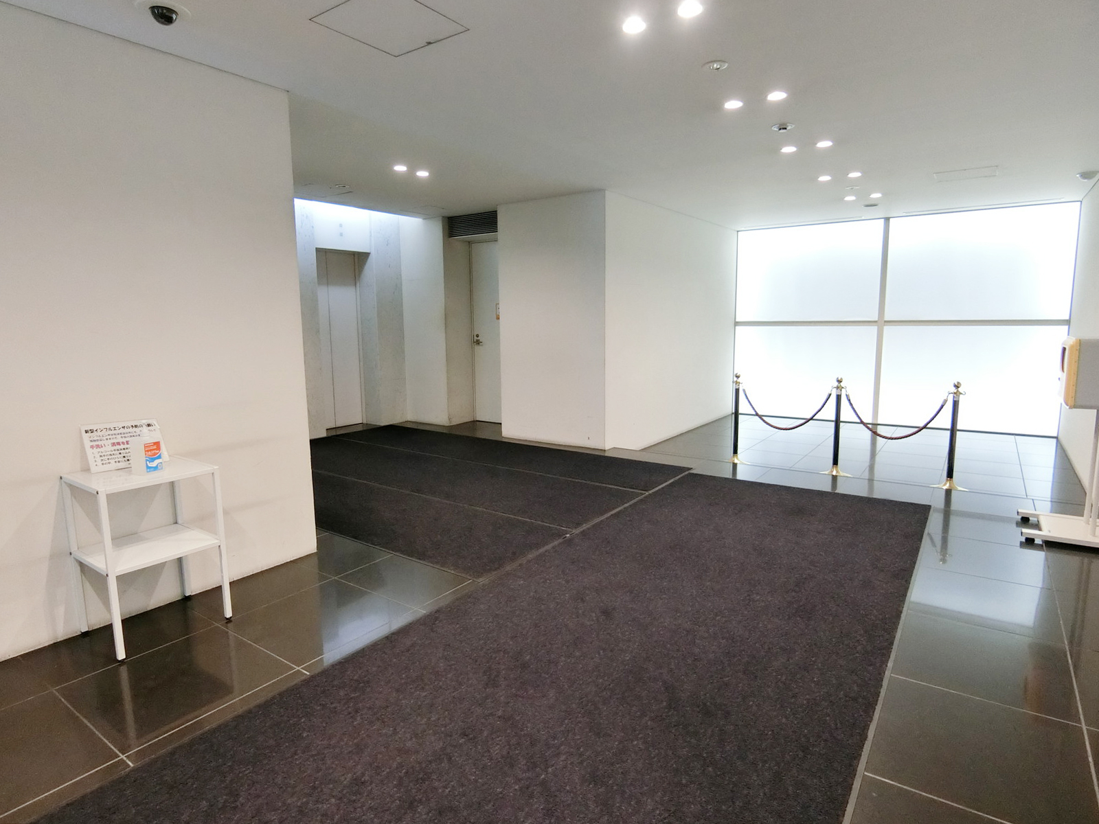 エントランスホール