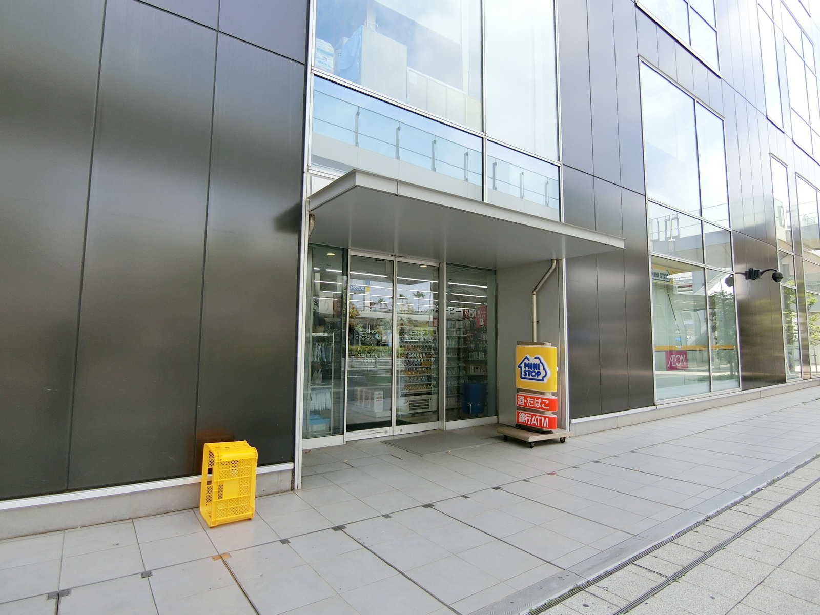 店舗出入口