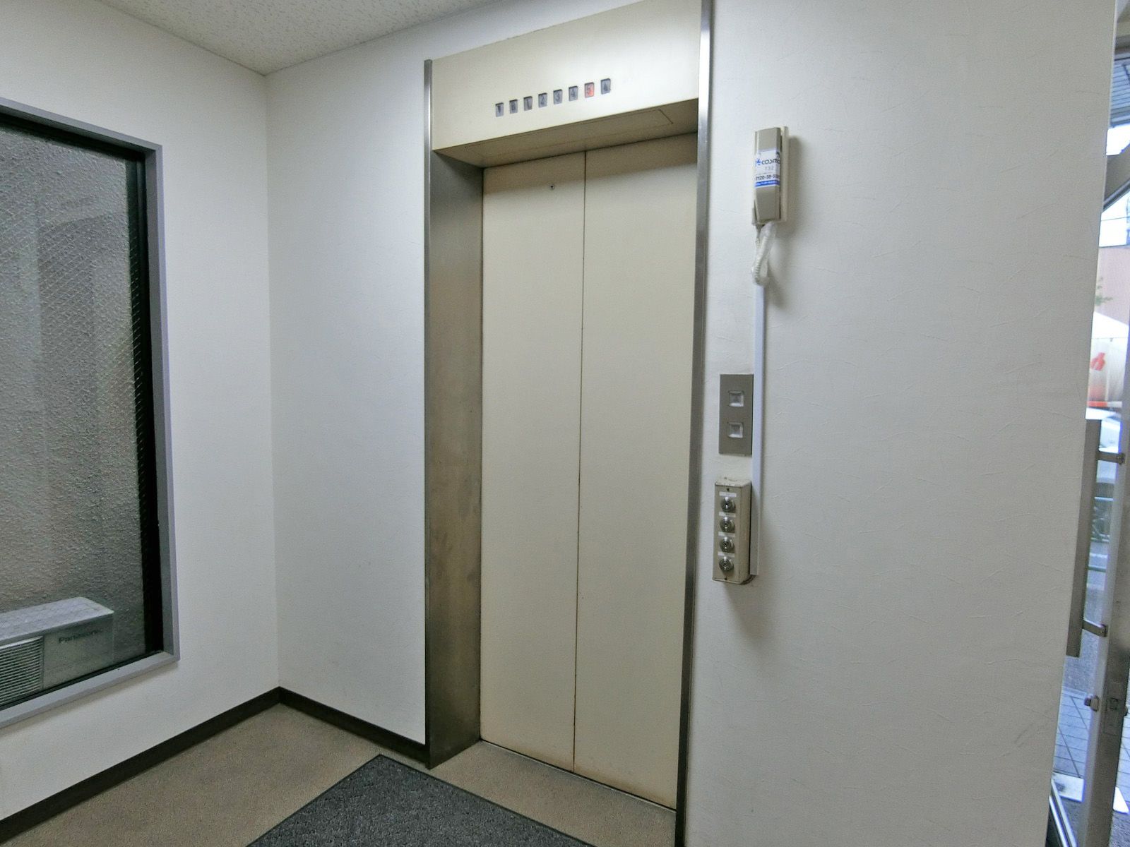 エレベーター