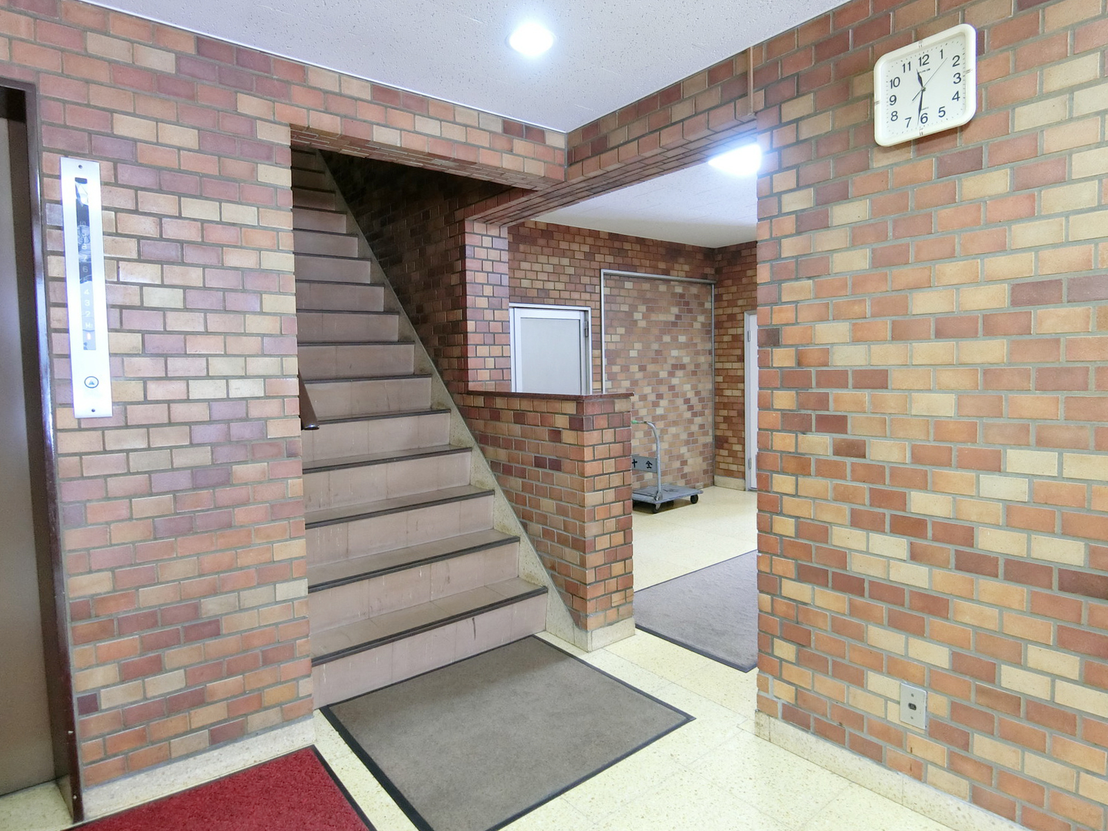 内階段