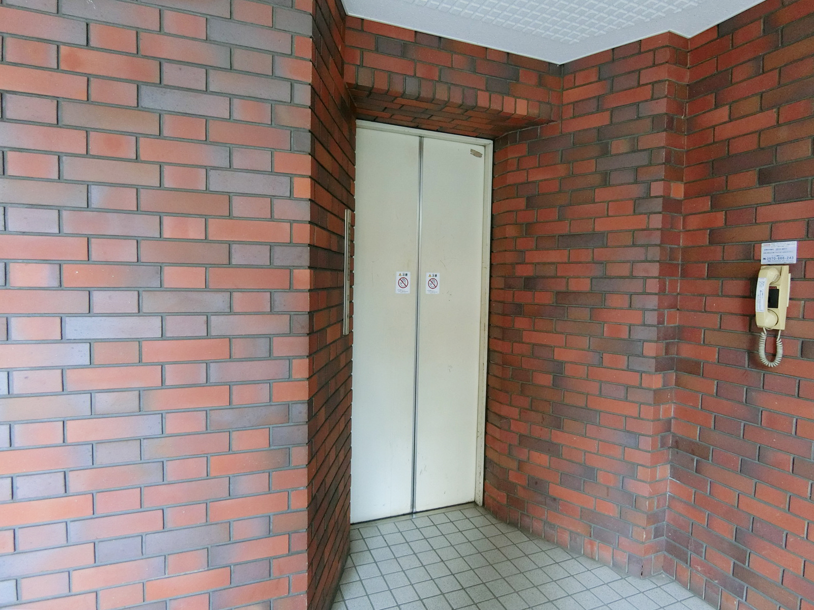 エレベーター