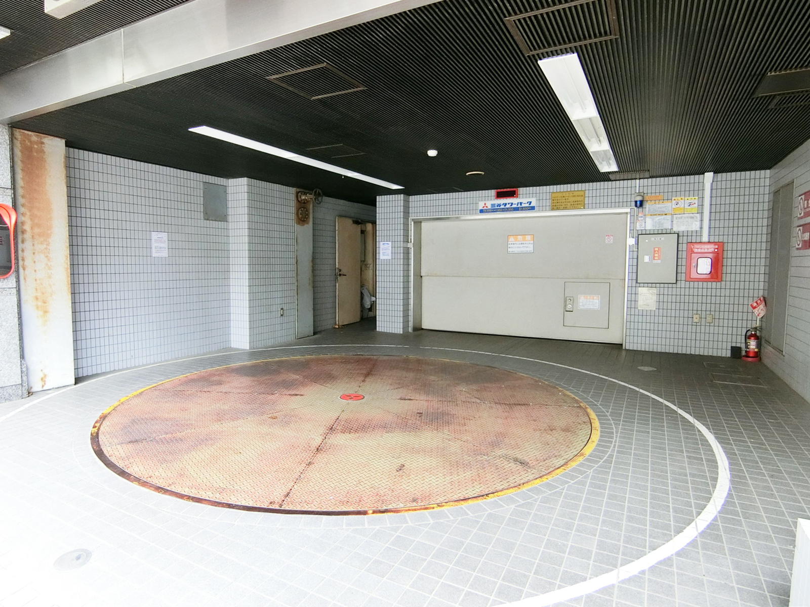 駐車場