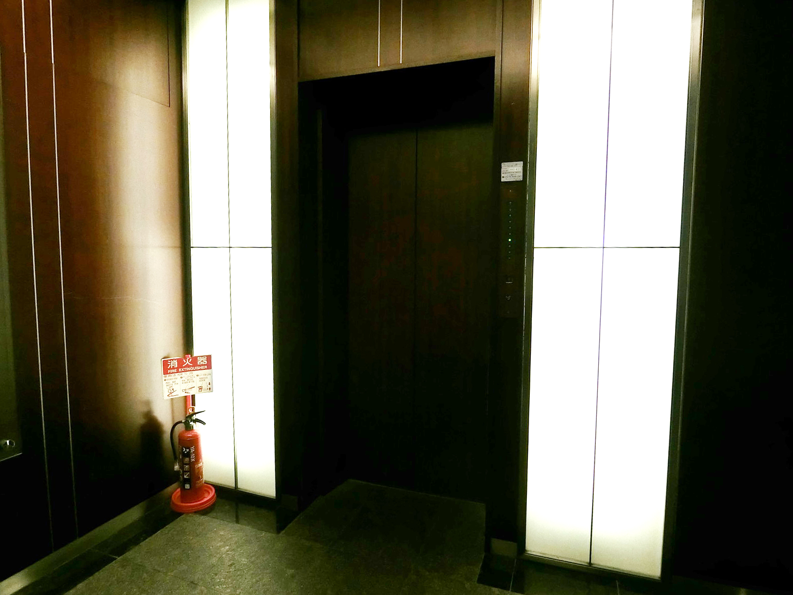 エレベーター