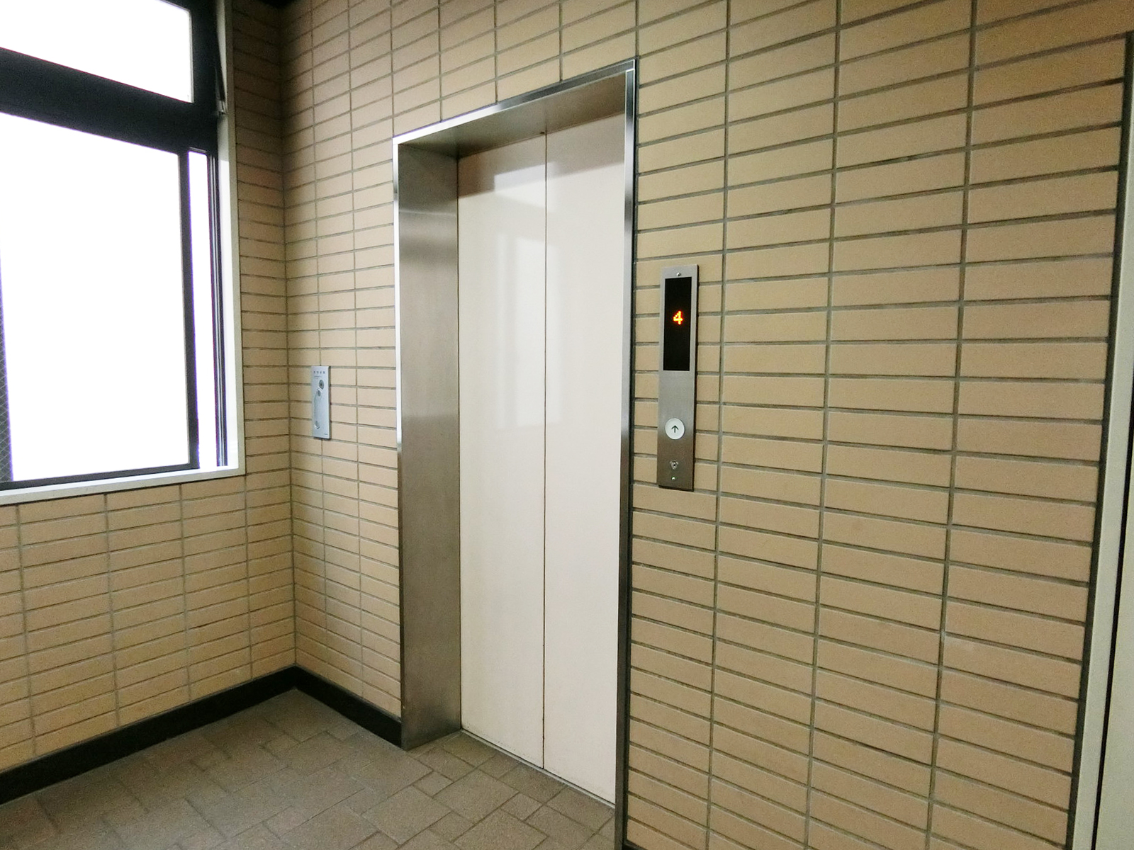 エレベーター