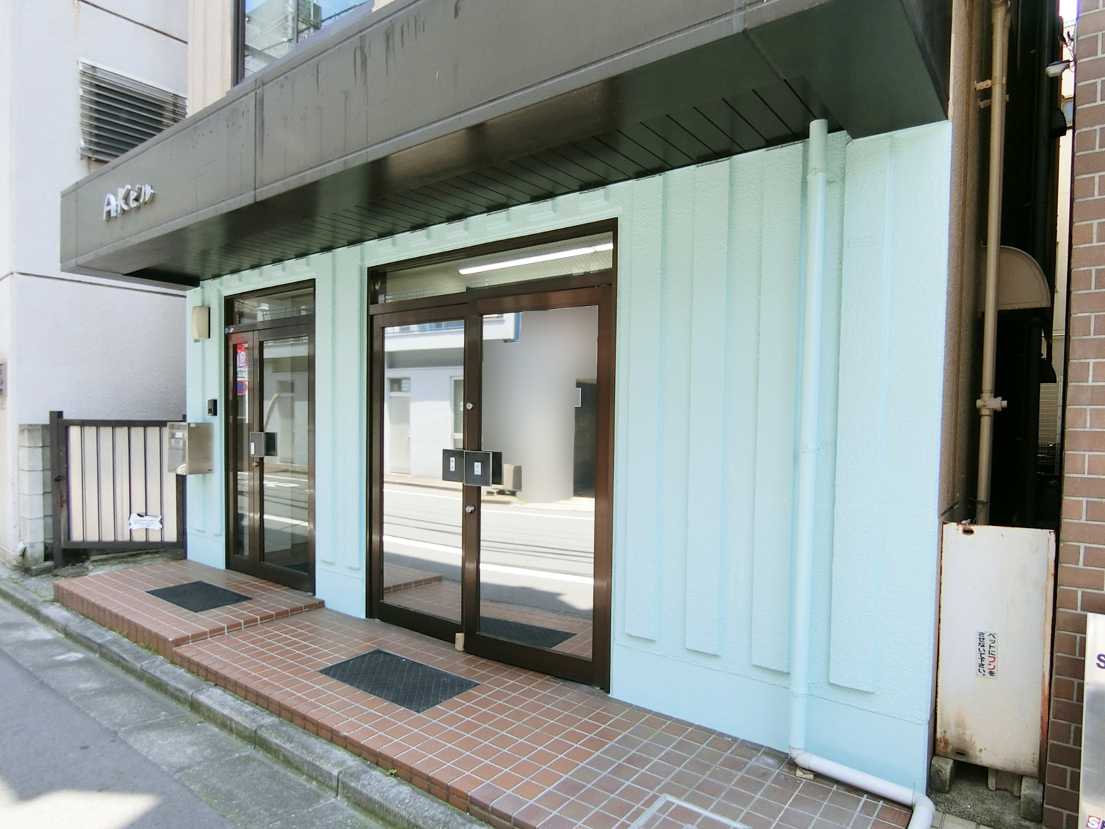 1階テナントの様子