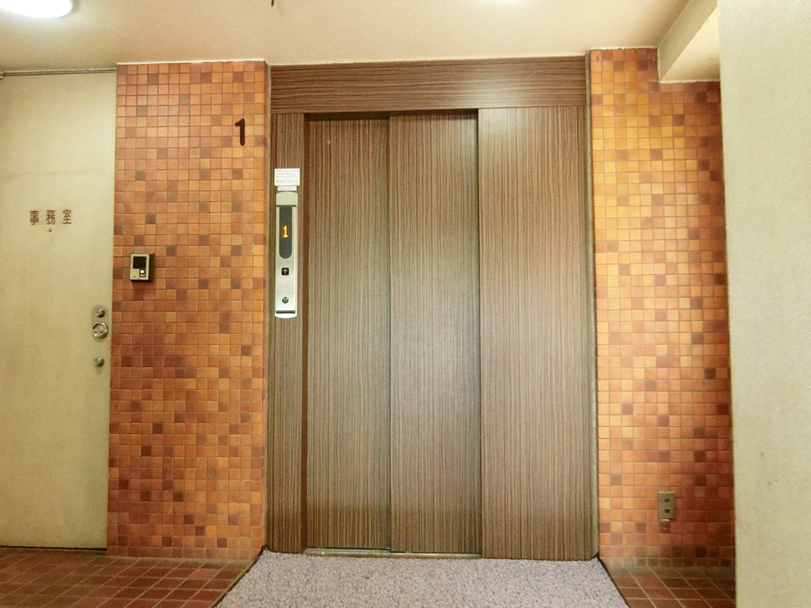 エレベーター