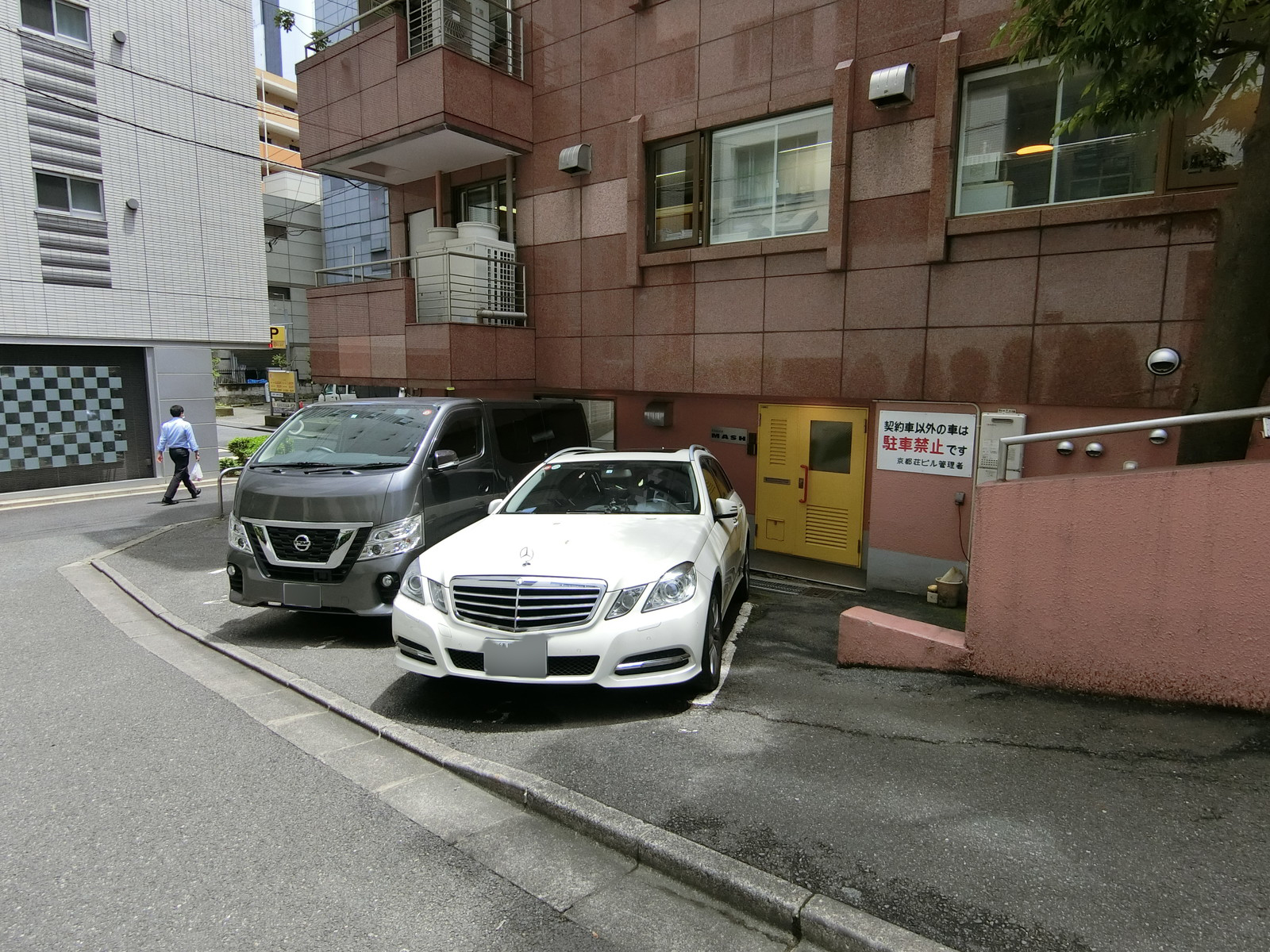 駐車スペース