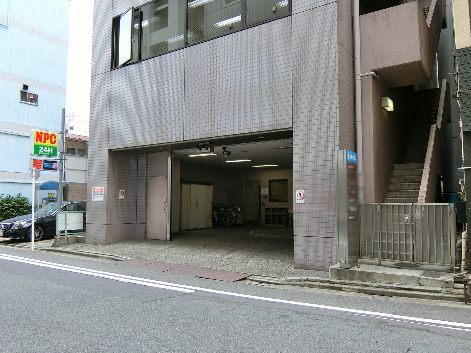 駐車場