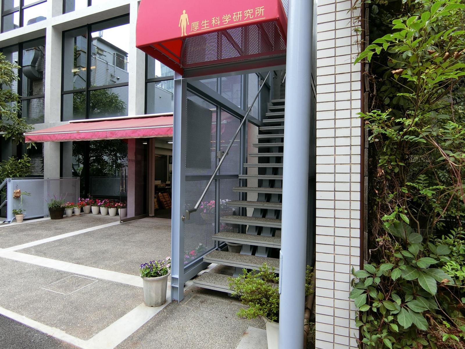 物件出入口
