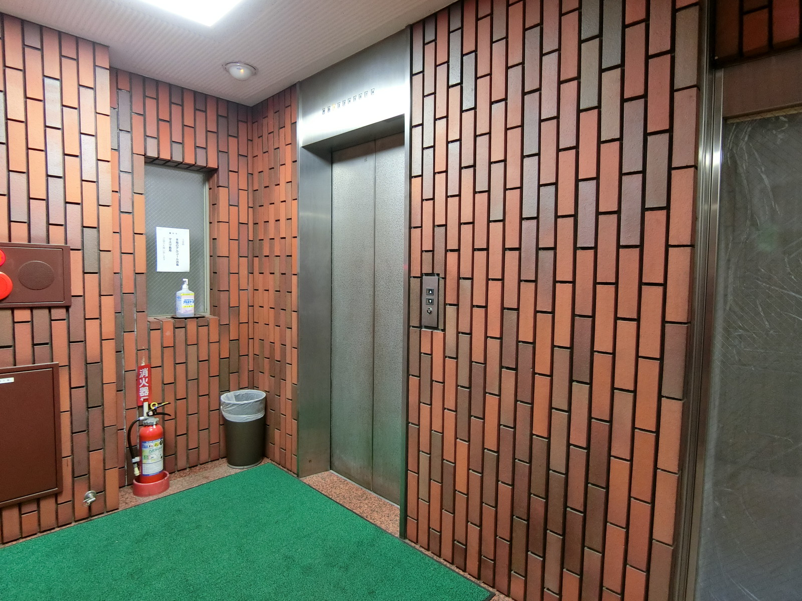 エレベーター