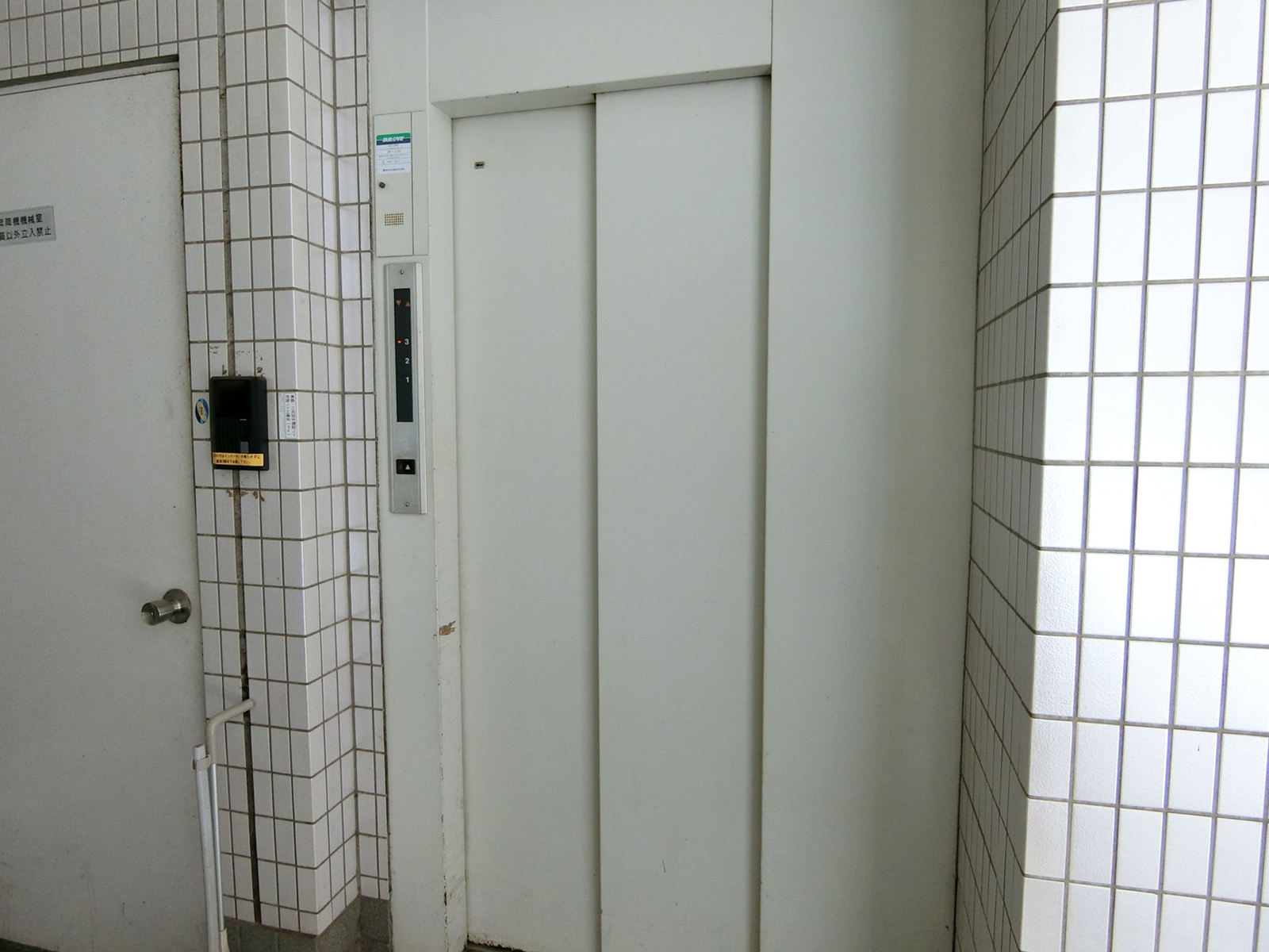 エレベーター