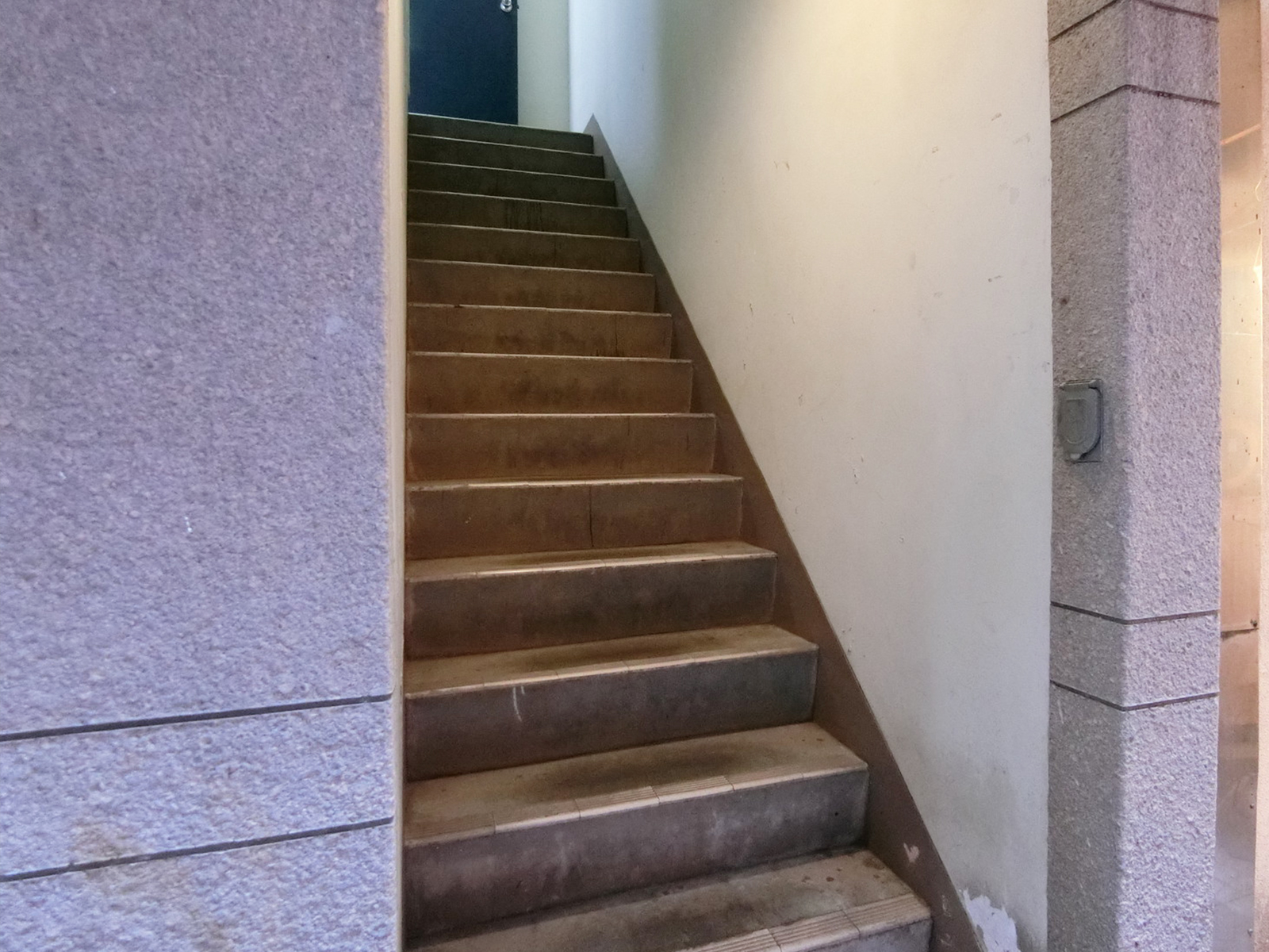 内階段