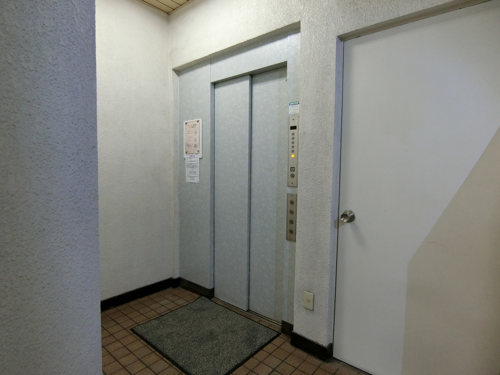 エレベーター