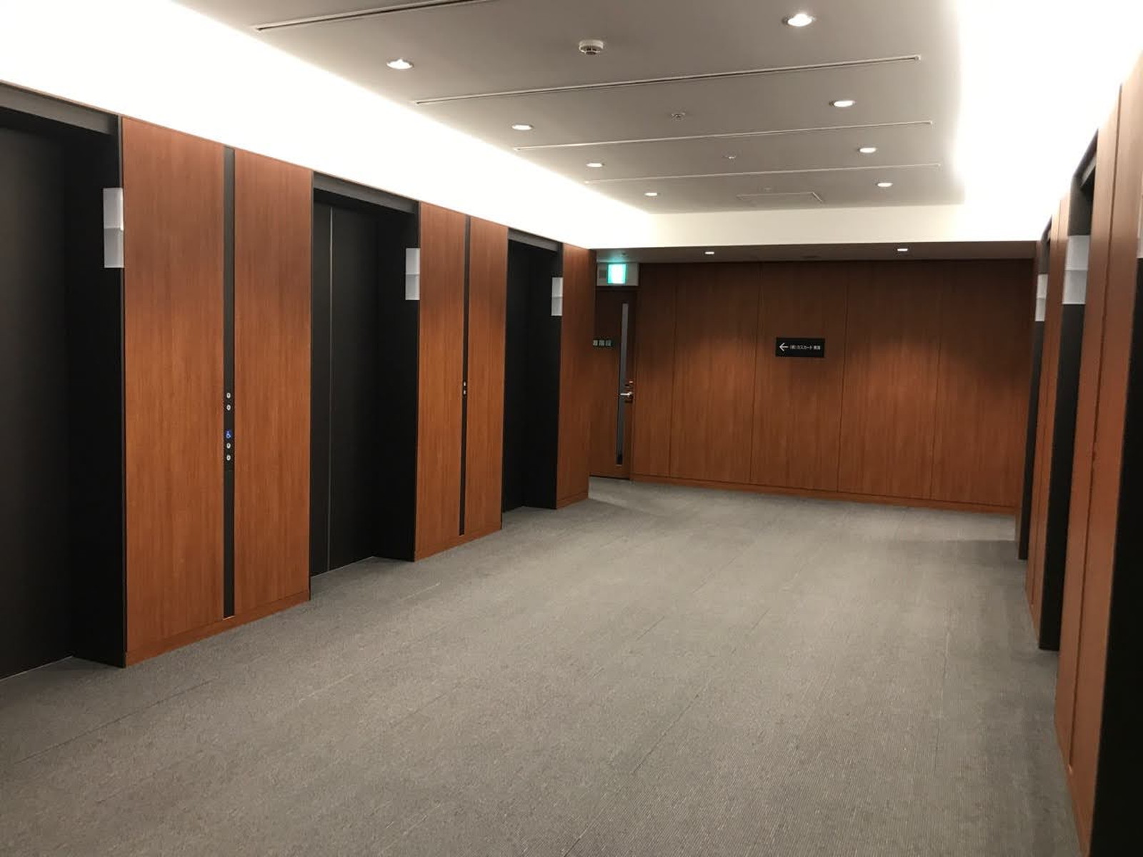 エレベーター