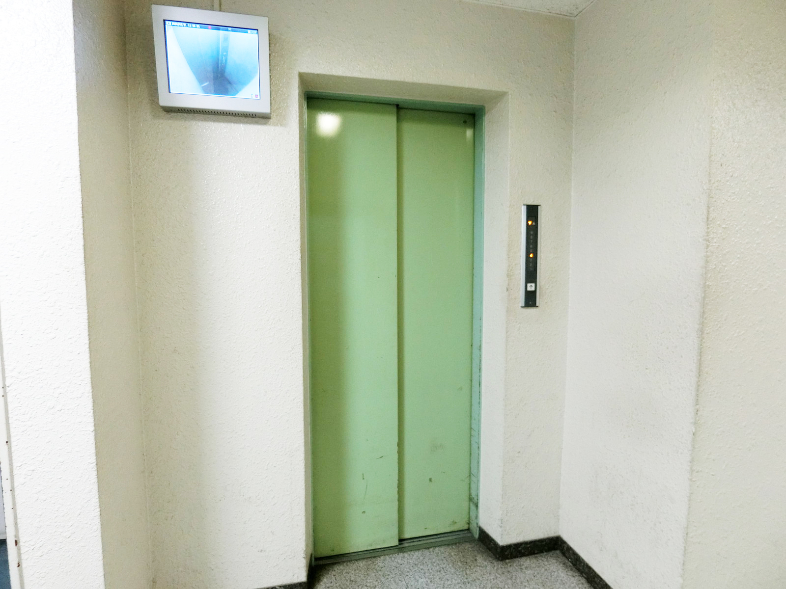 エレベーター