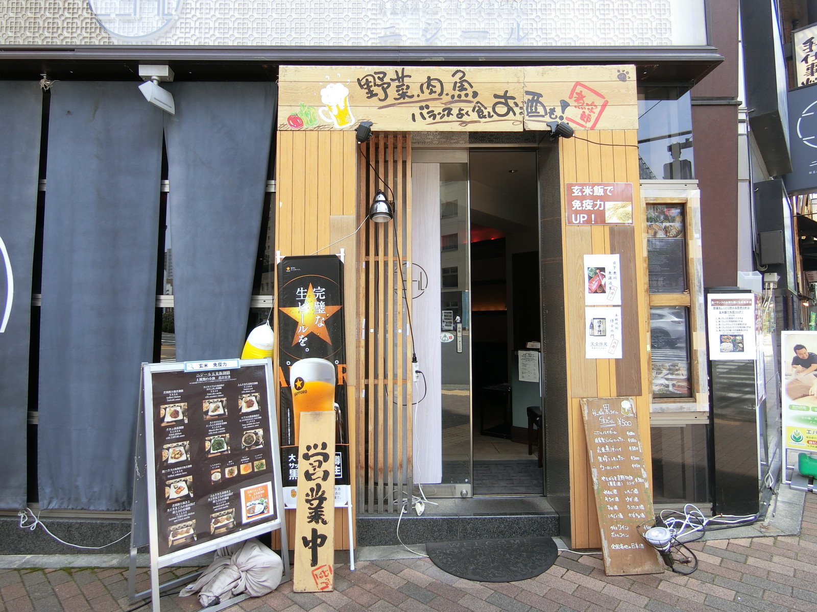 1階の飲食店