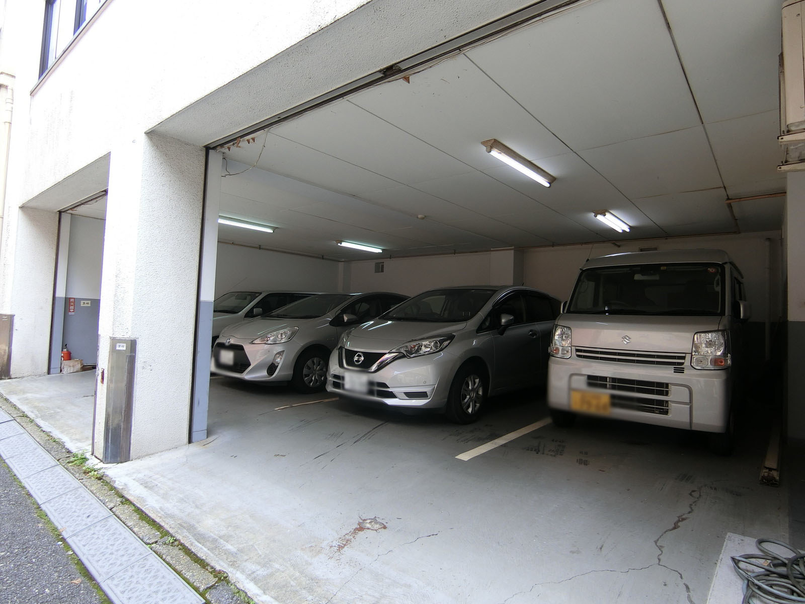 駐車場併設