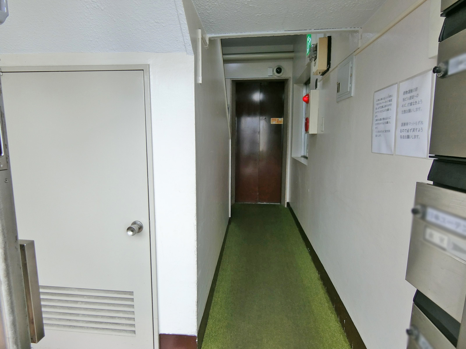 エントランス