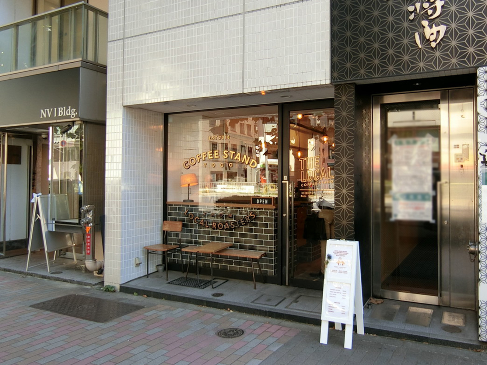 1階飲食店の様子