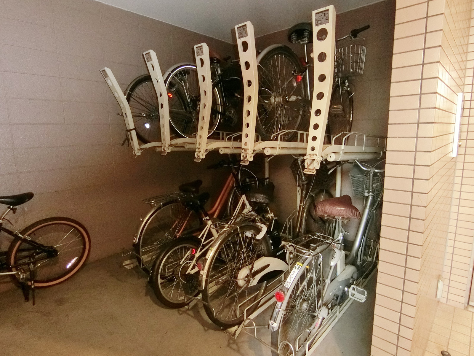 駐輪場