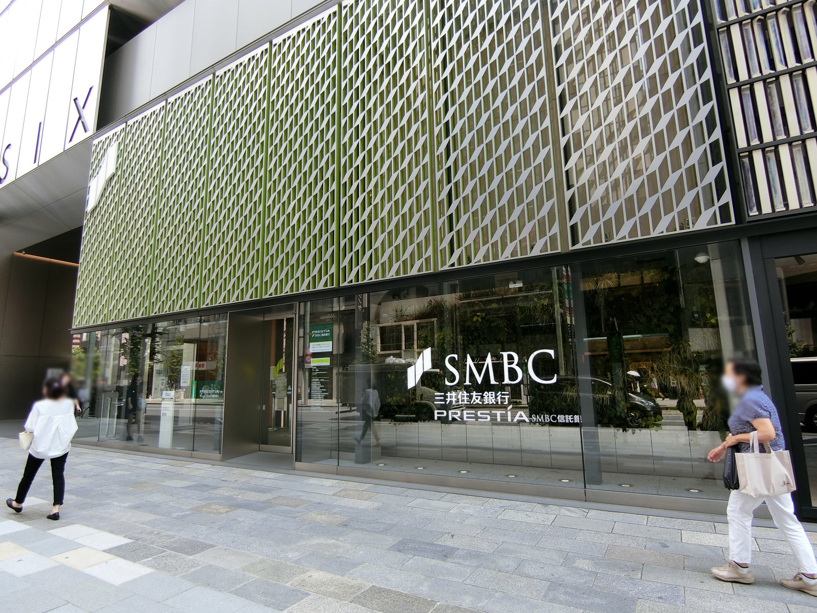 1階の三井住友銀行 銀座支店