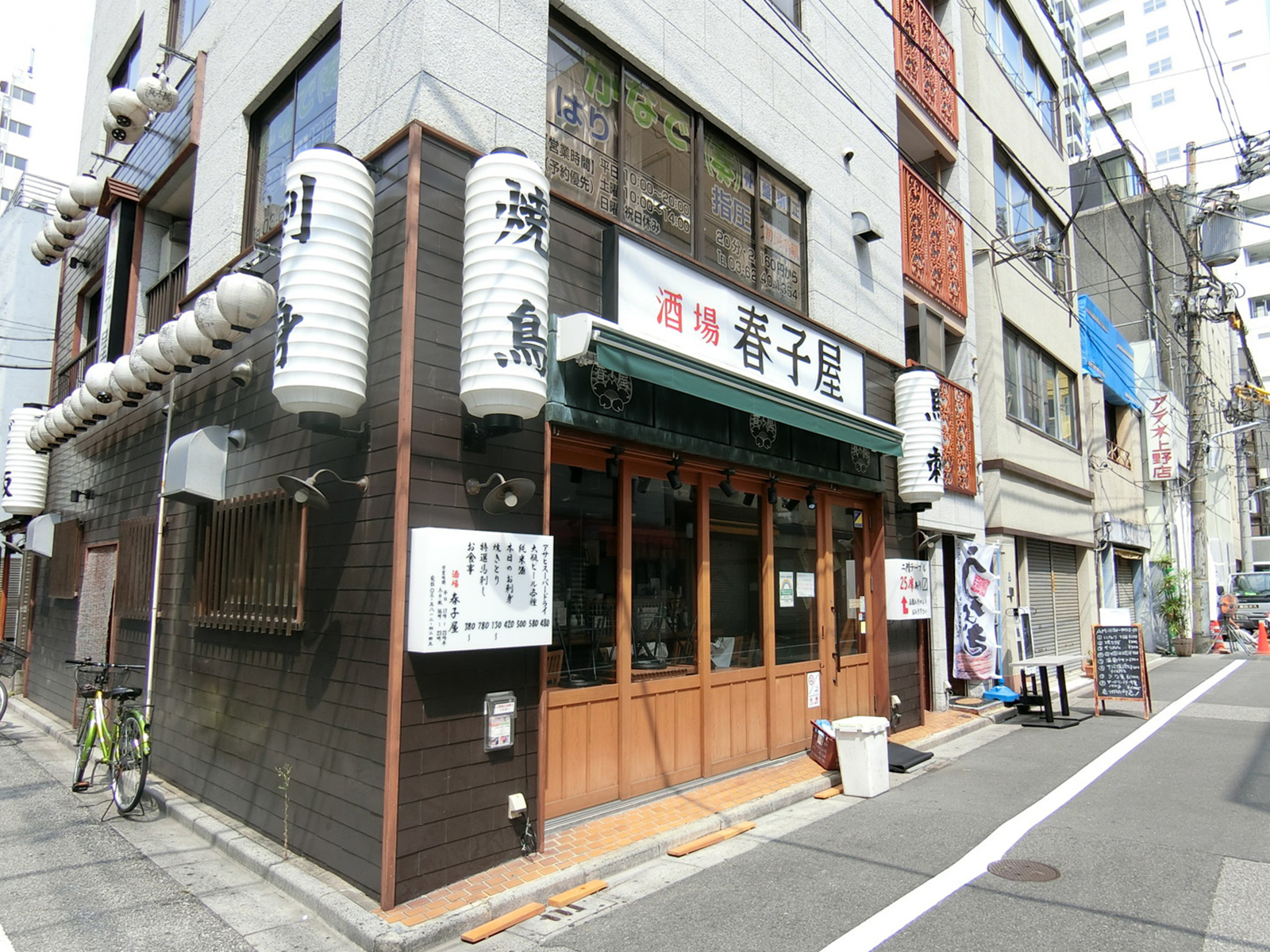 1階テナントの様子