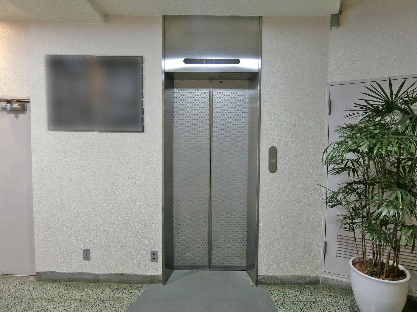 エレベーター
