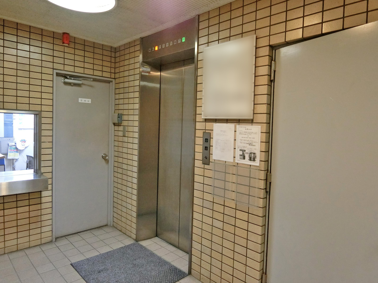 エレベーター