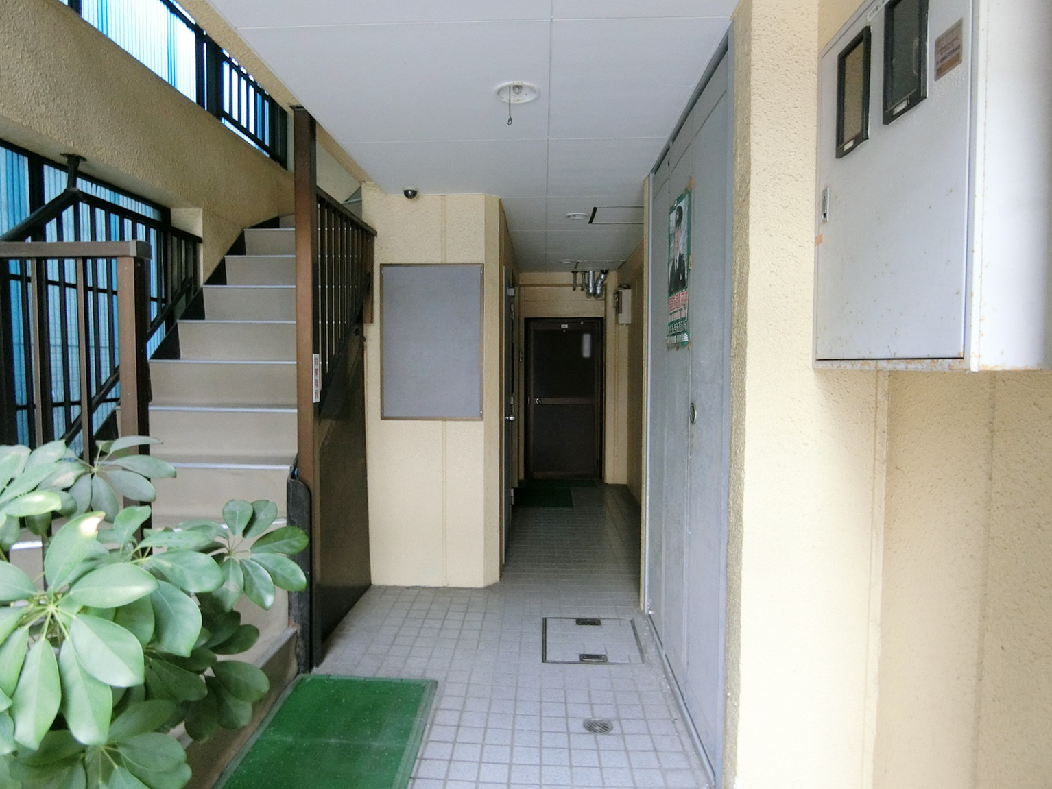 エントランスホール