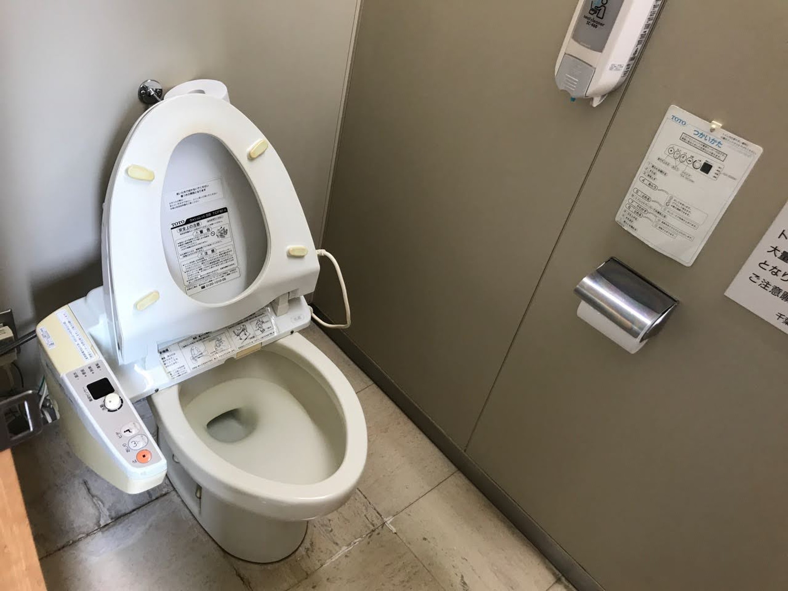 個室トイレ