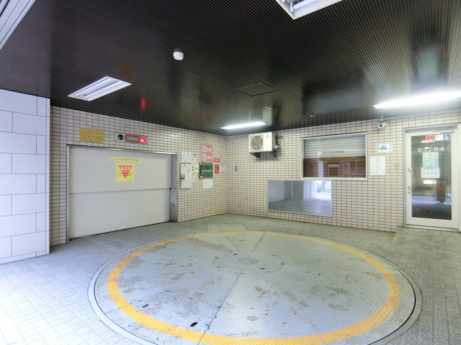 駐車場