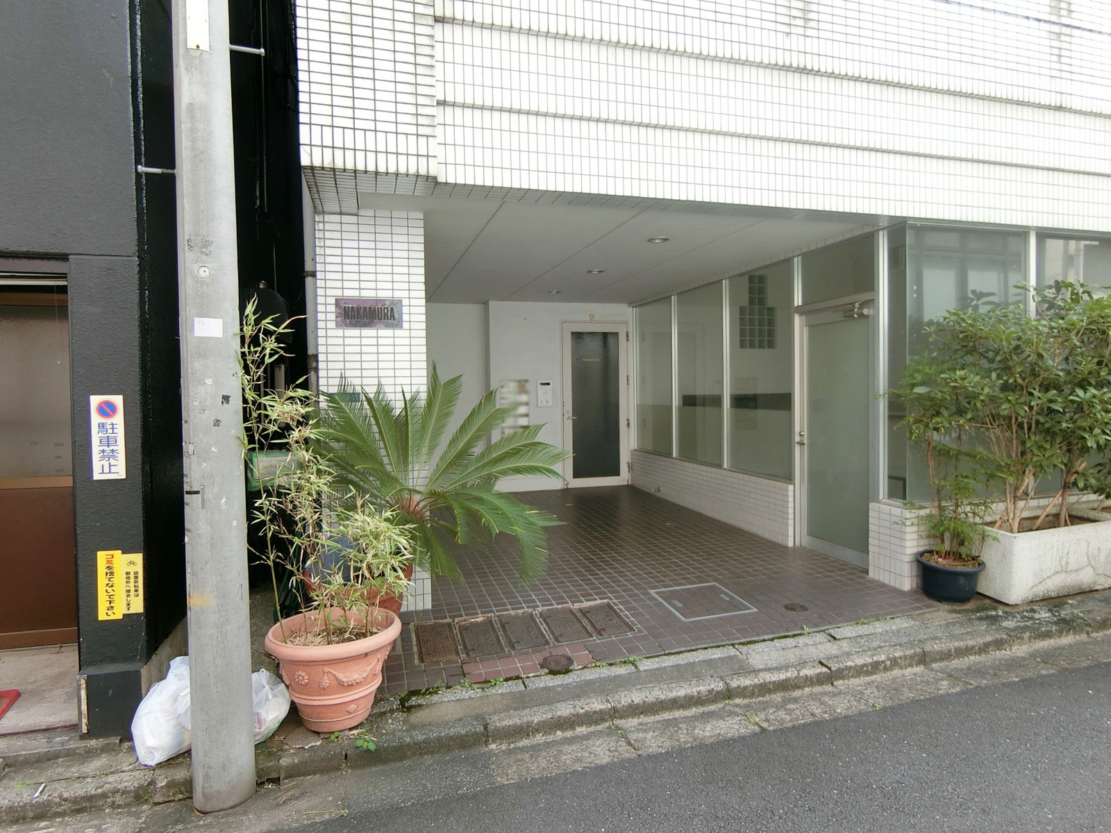 エントランスアプローチ