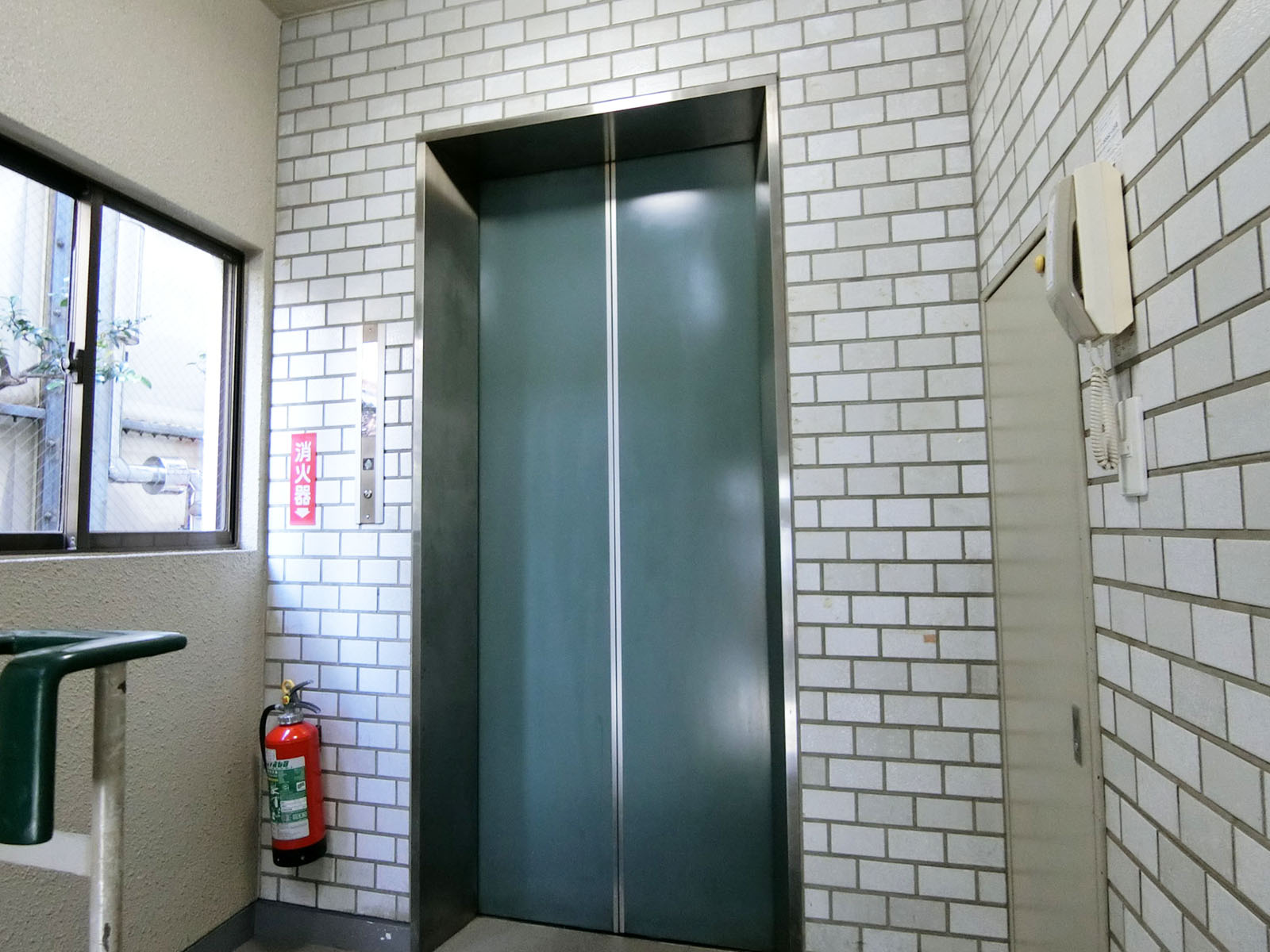 エレベーター