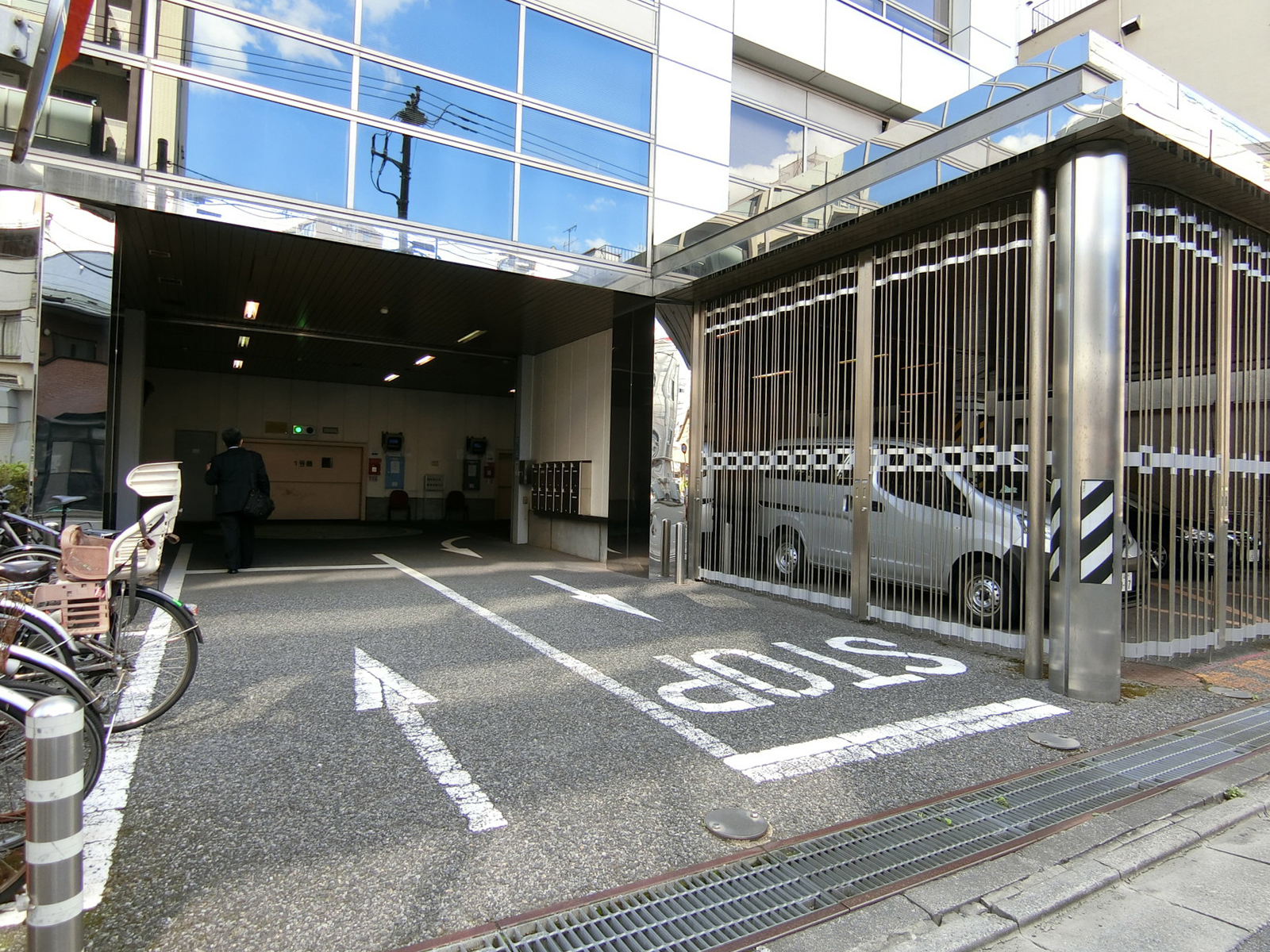 駐車場併設