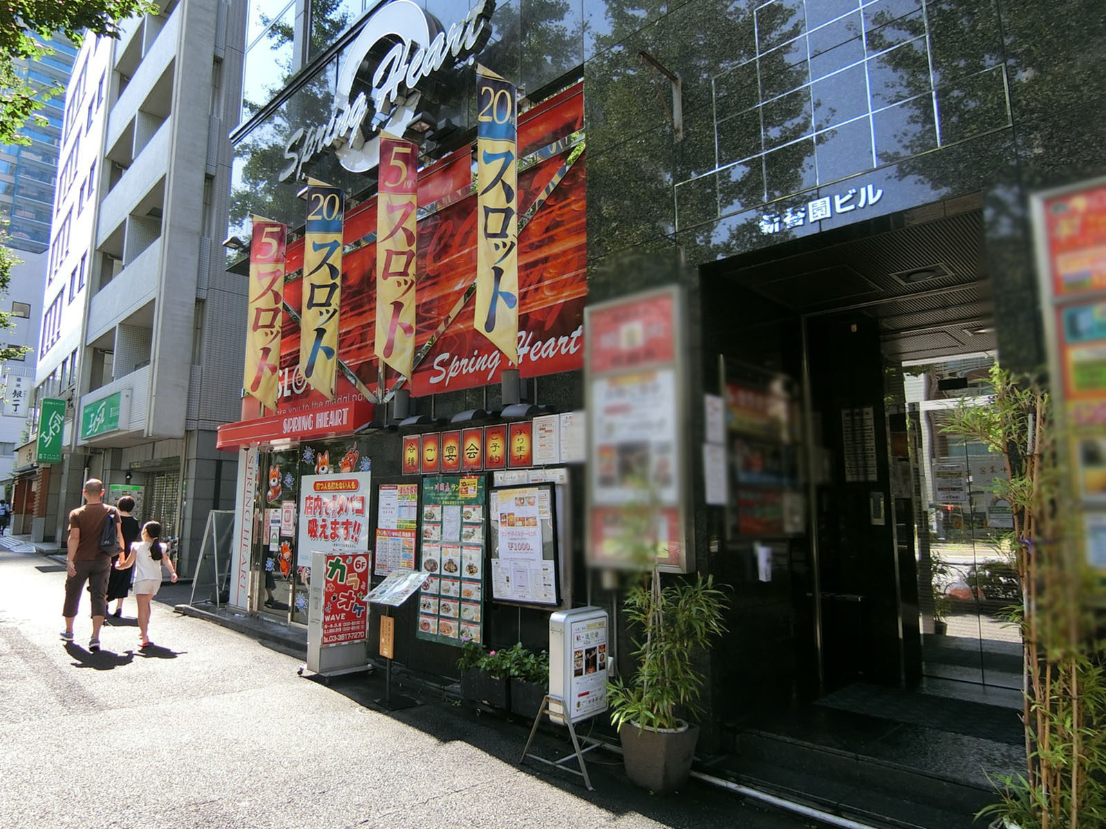 1階テナントの様子