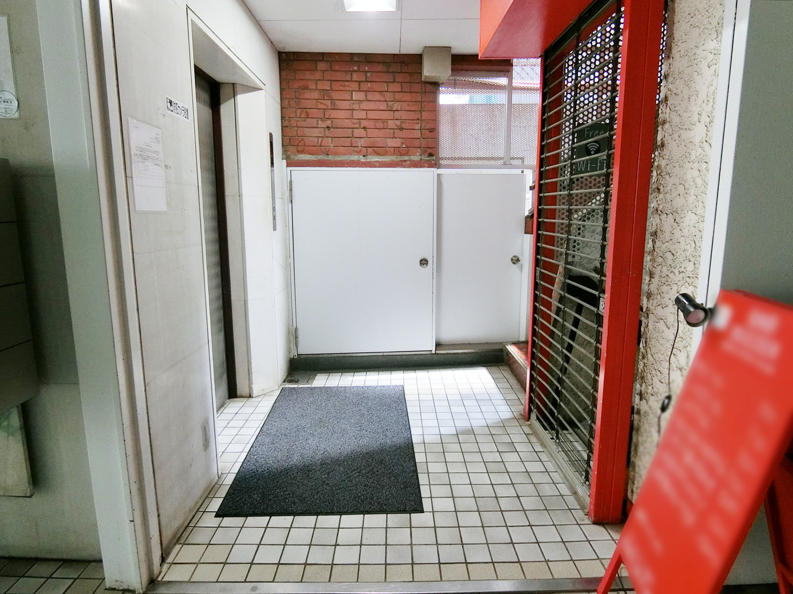 エレベーターホール