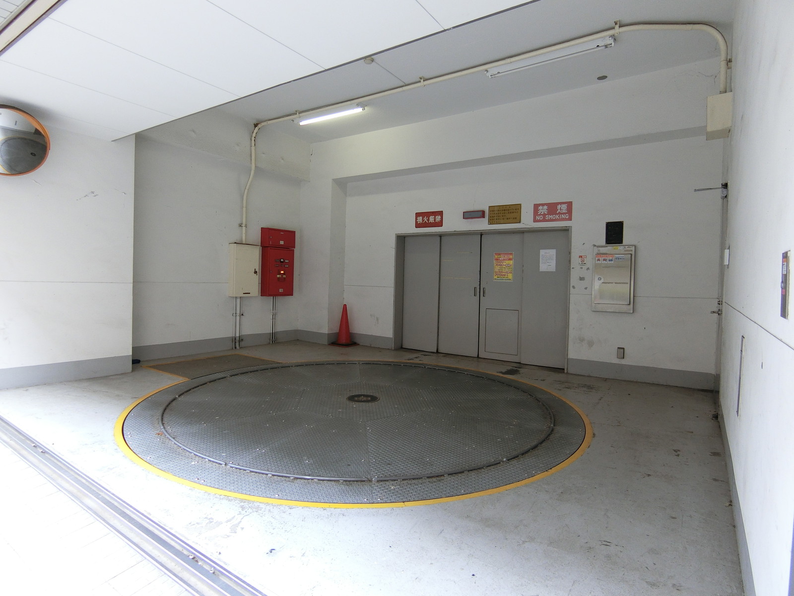 機械式駐車場