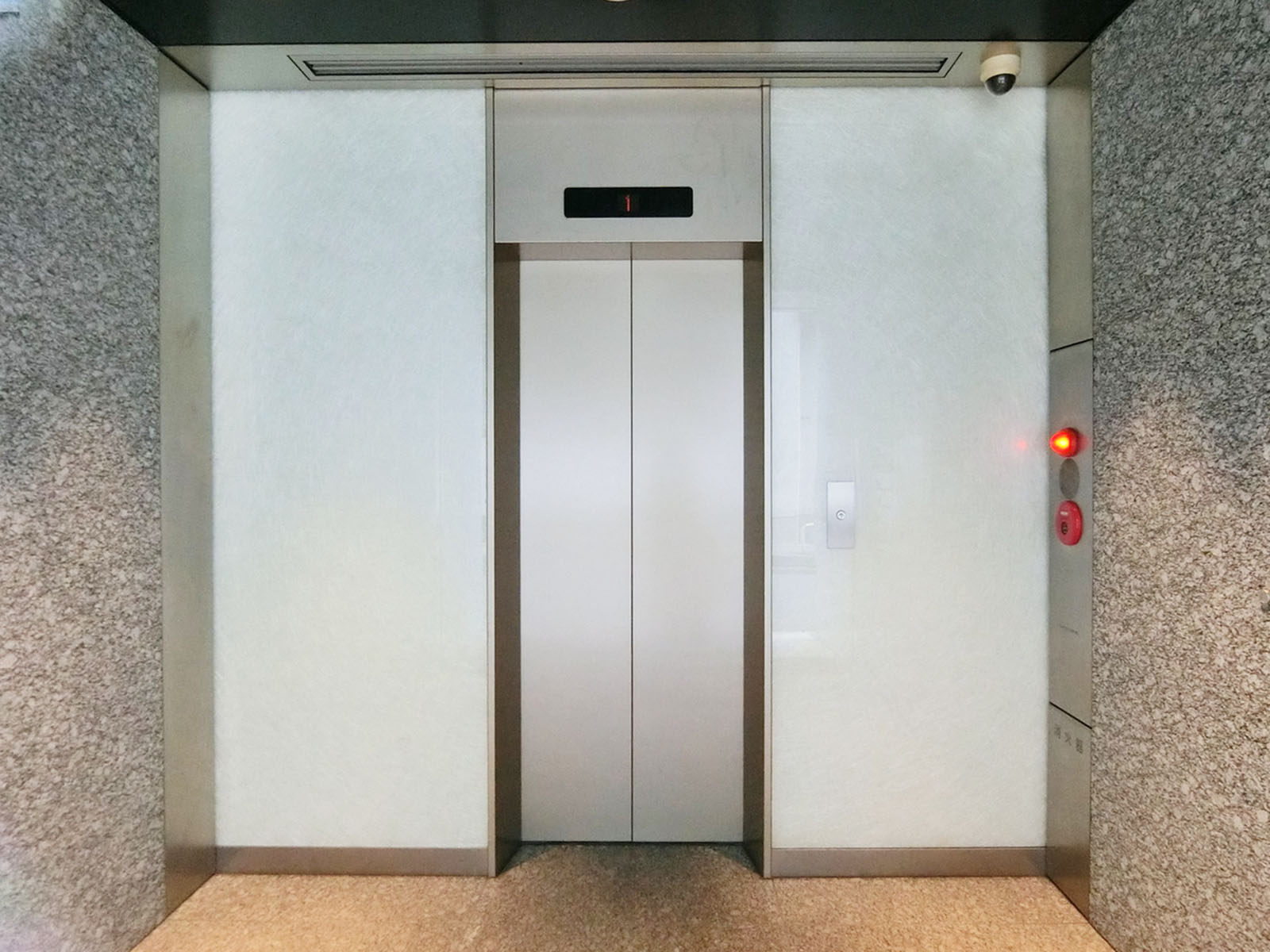 エレベーター