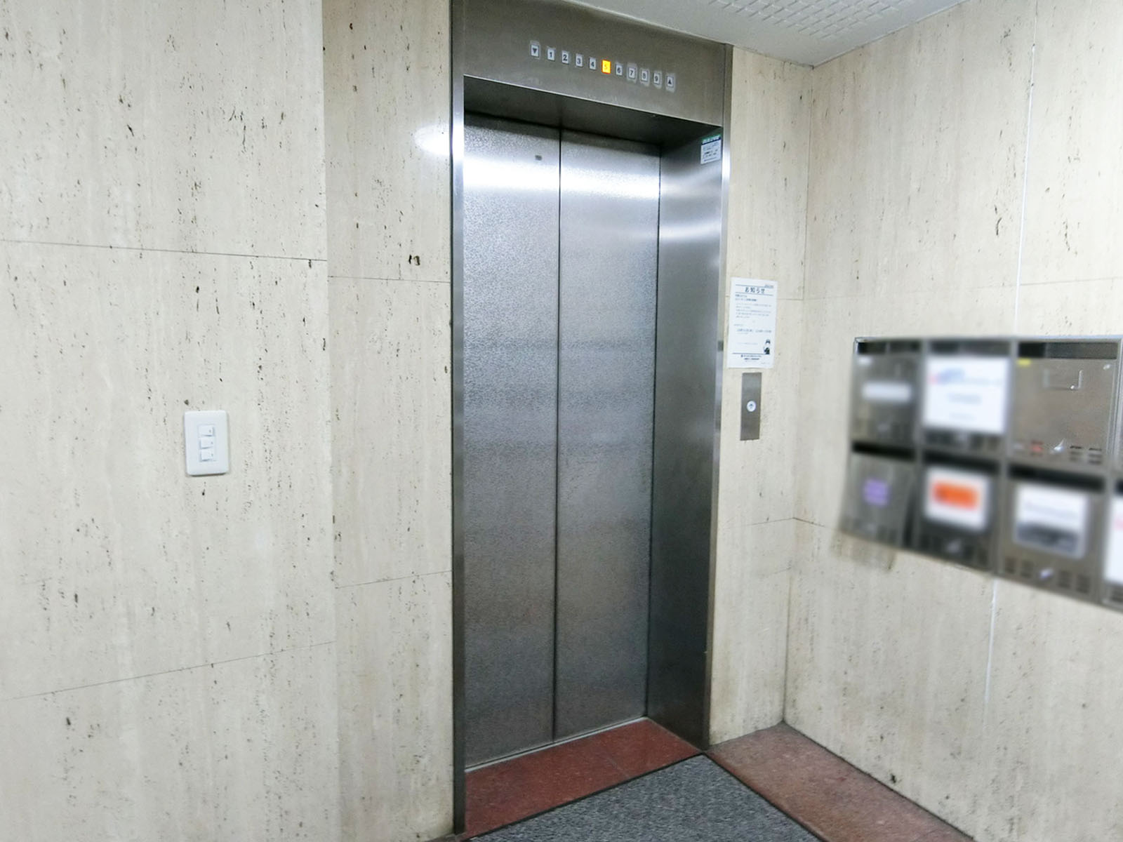 エレベーター