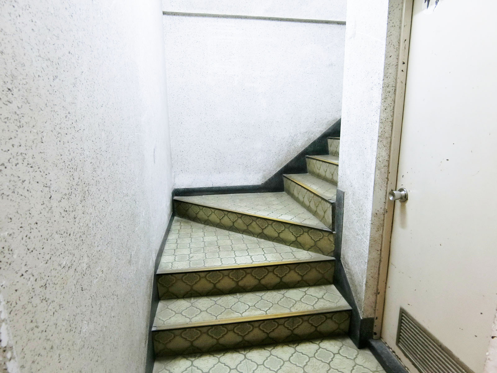 内階段