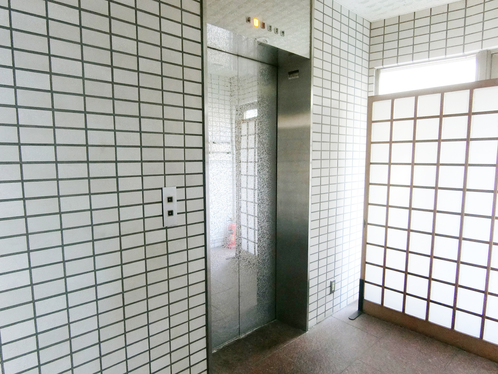 エレベーター