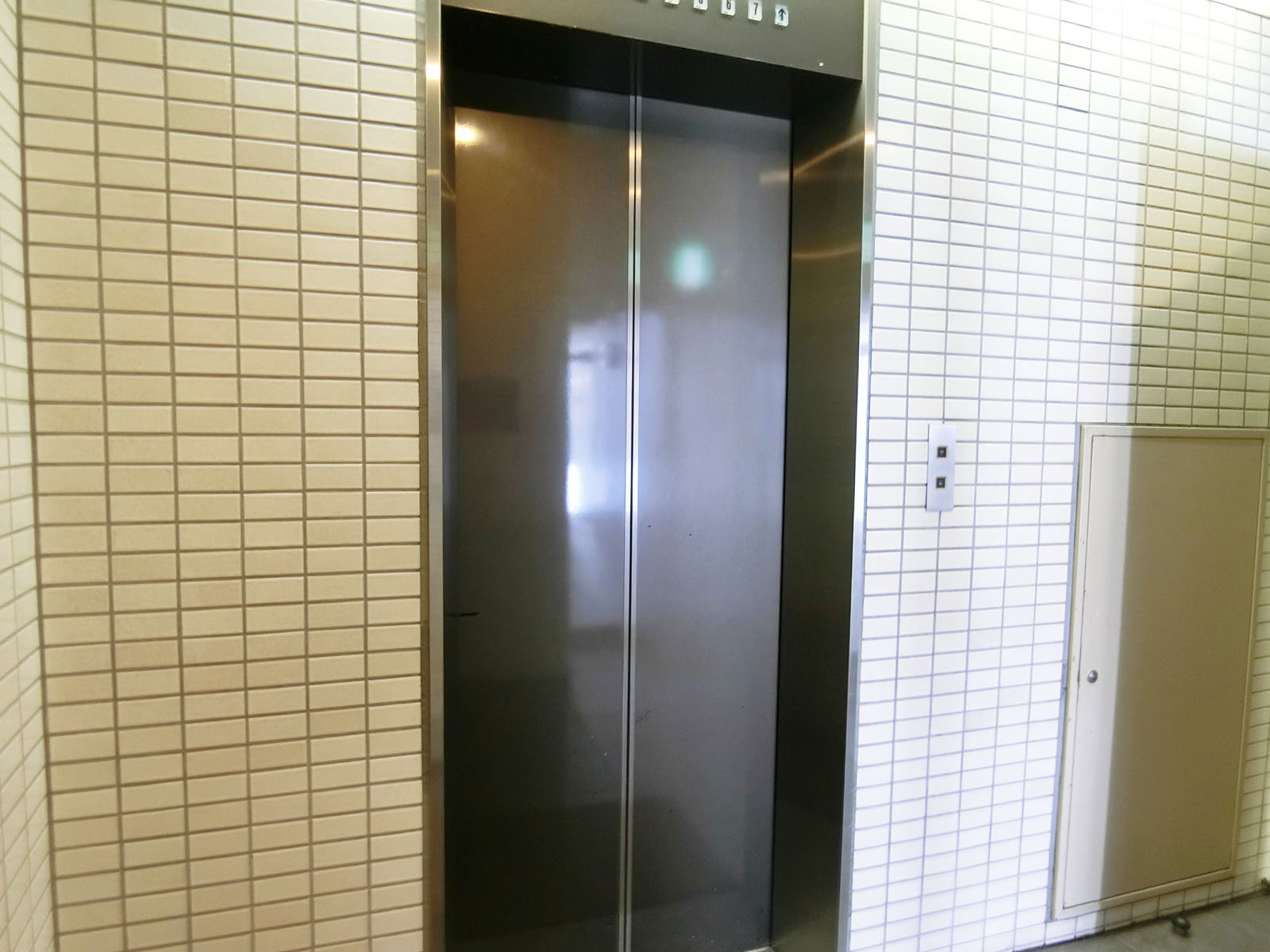 エレベーター