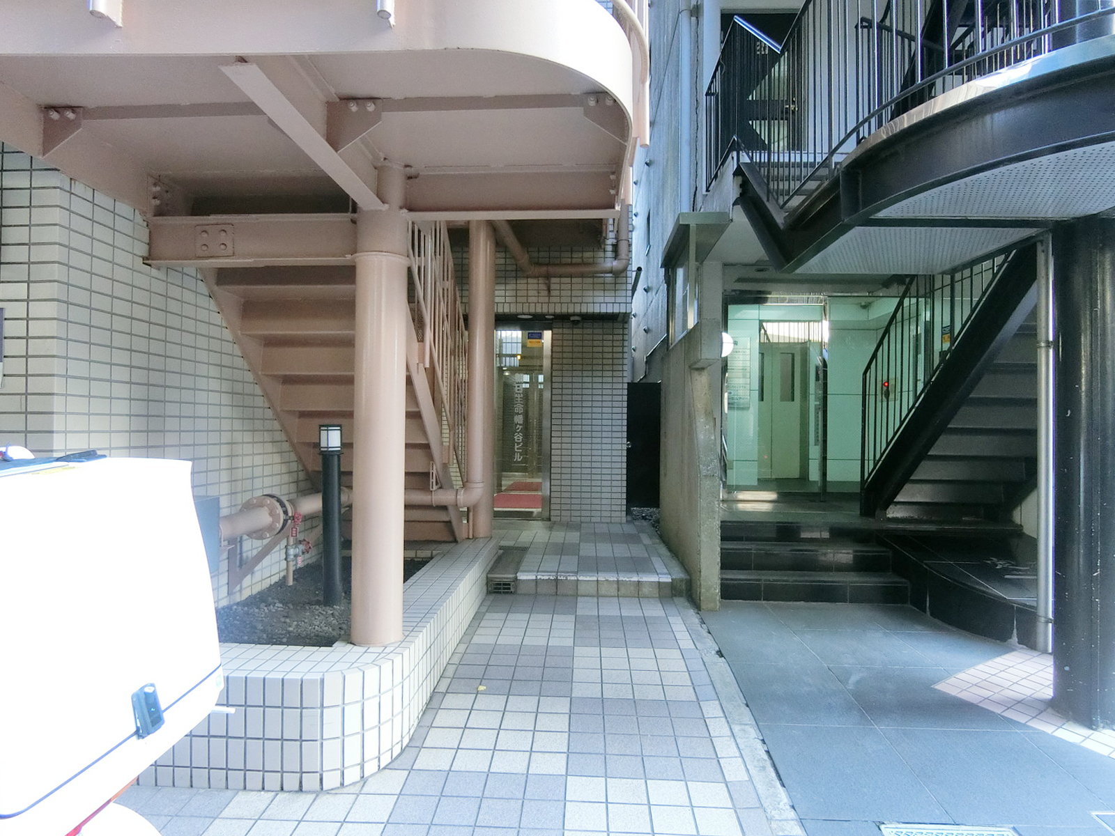 エントランスアプローチ