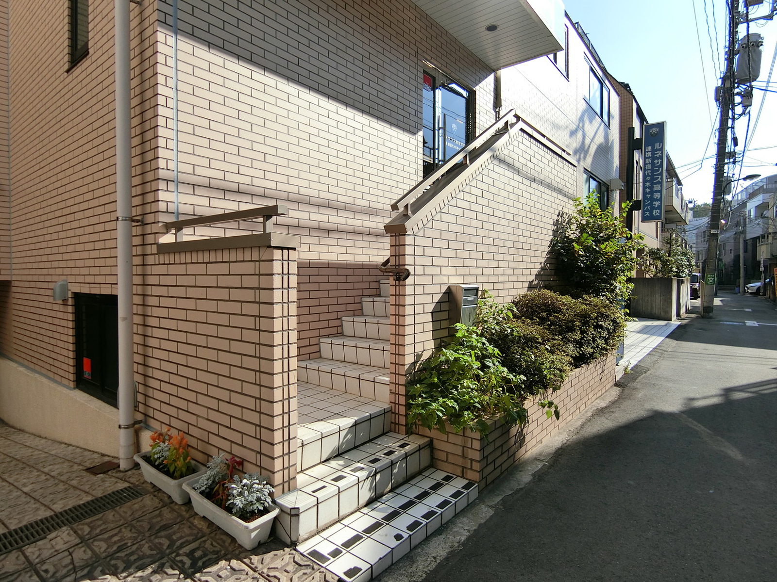 物件出入口