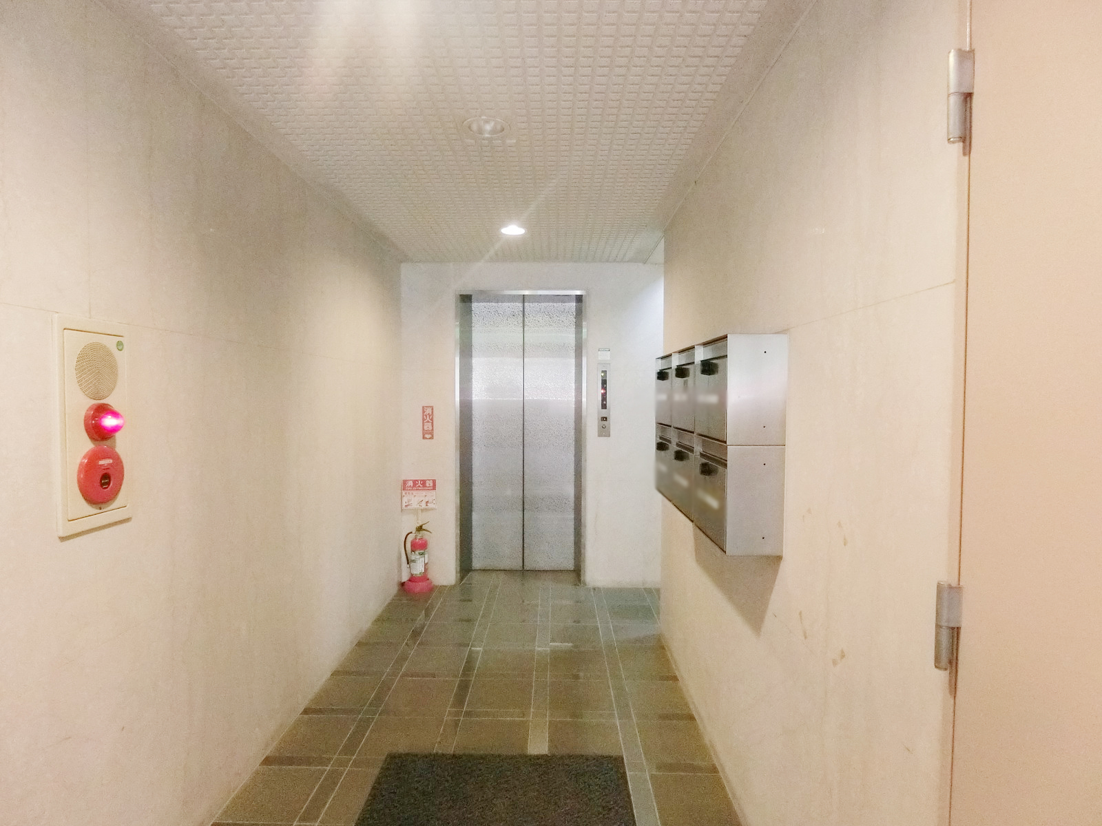 エレベーターホール