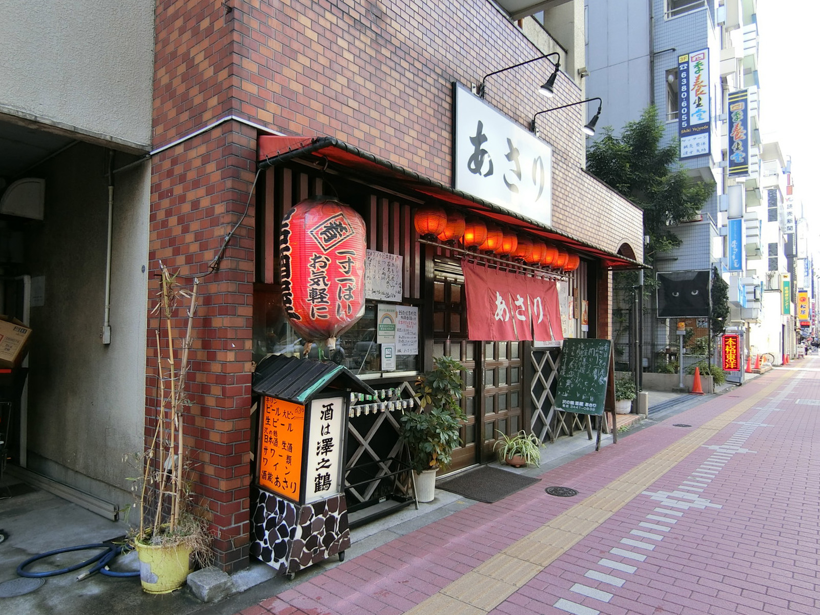 1階の飲食店