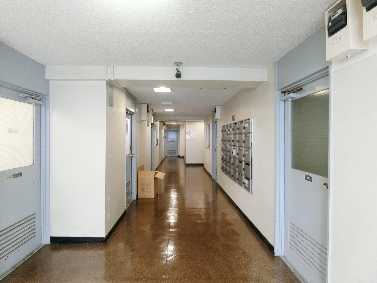 エントランスホール