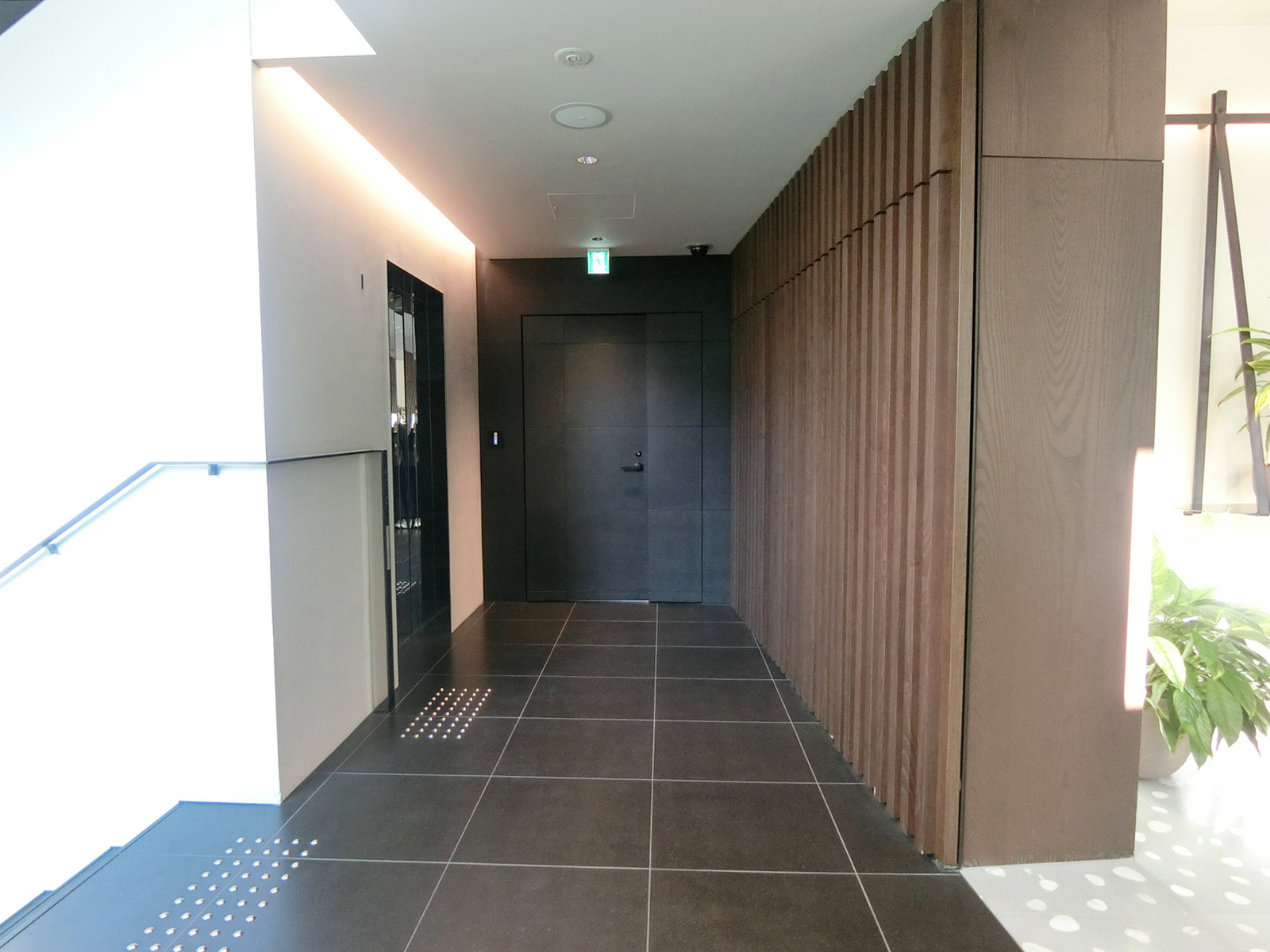 エレベーターホール