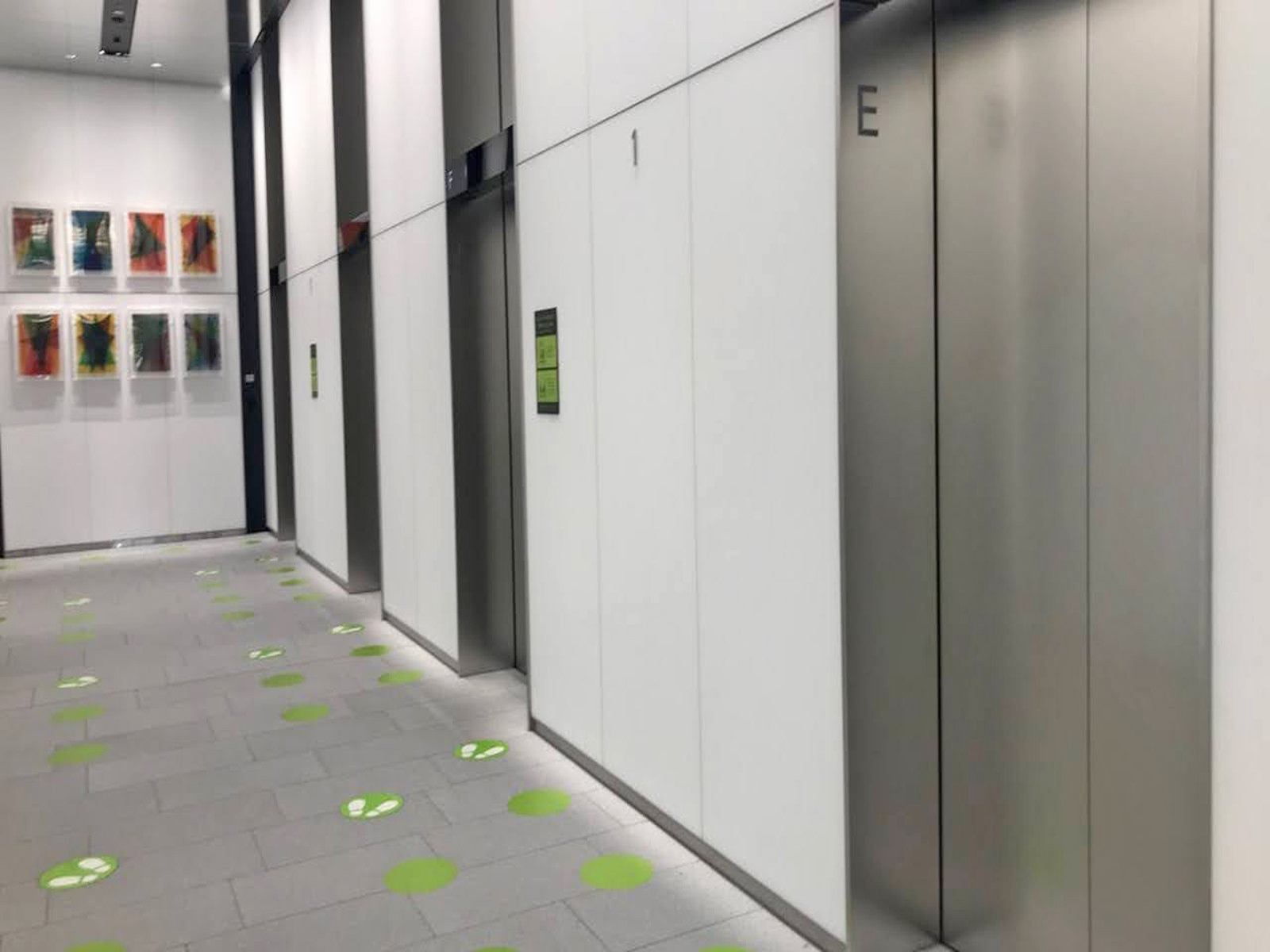 エレベーター